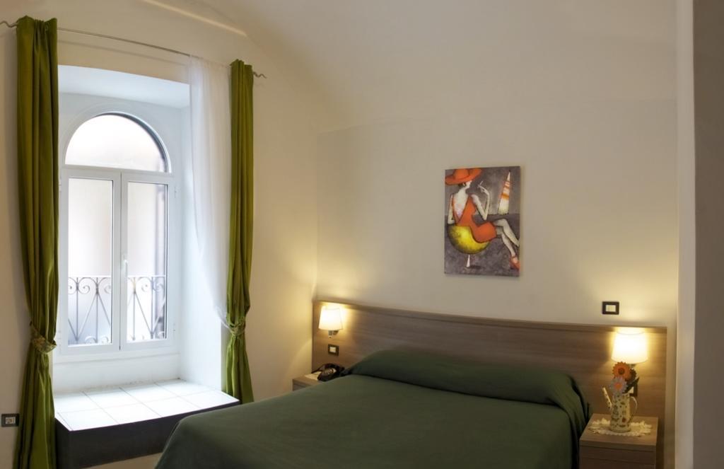 Termini In Bed Bed & Breakfast Rome Room photo