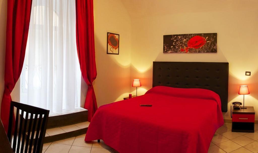 Termini In Bed Bed & Breakfast Rome Room photo